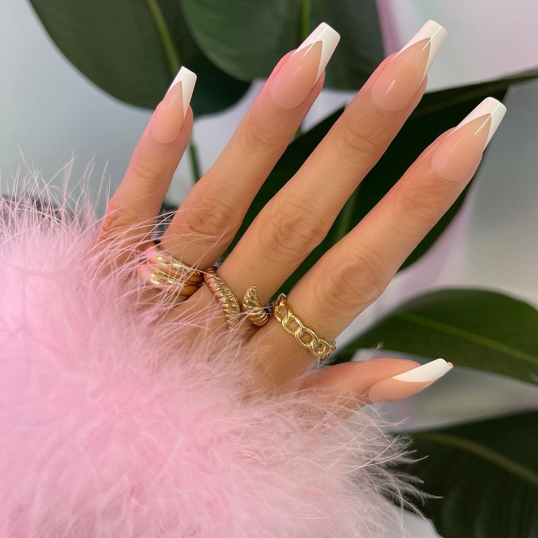 Gossip Nails
